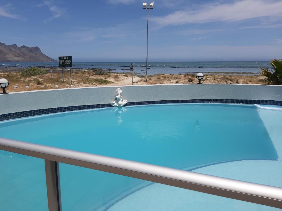 519 On Breeze Aparthotel Strand Luaran gambar
